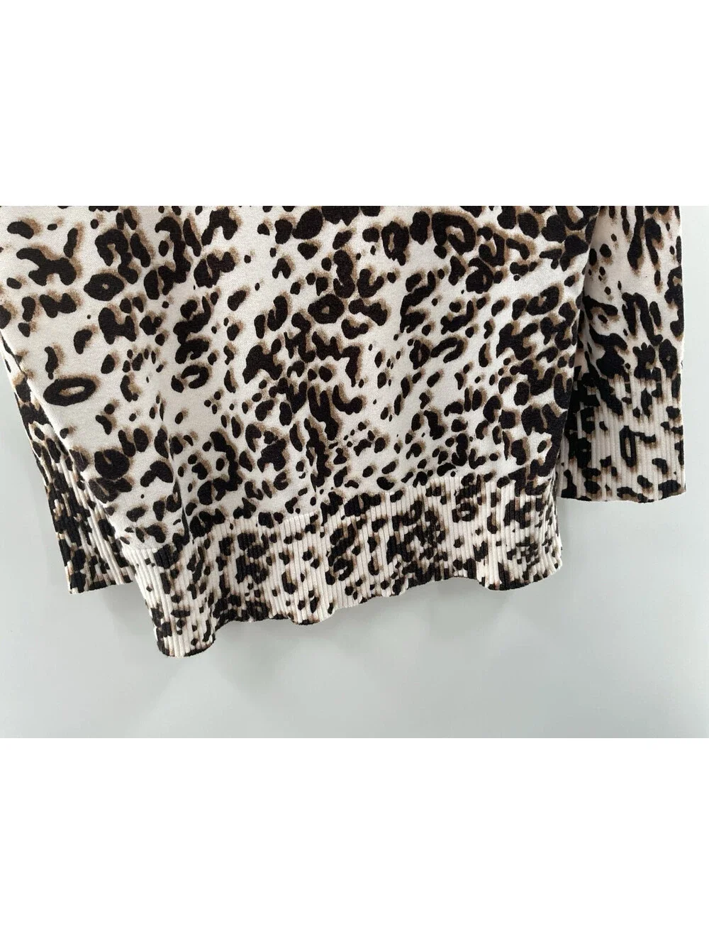 eci New York women’s large leopard print beige button up cardigan knit 047